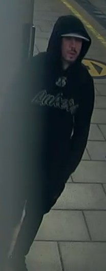 2600018477