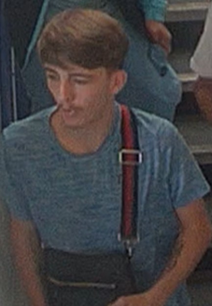 Warwick knifepoint robbery