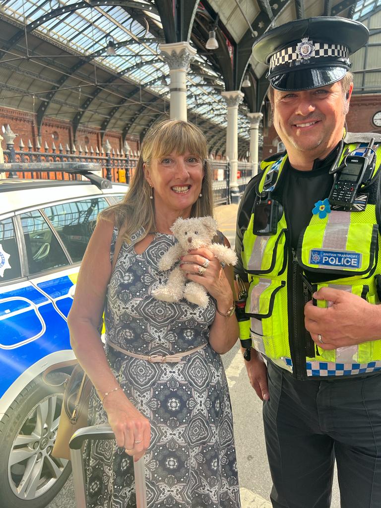 Linda Lawson with PC Rob Simpson